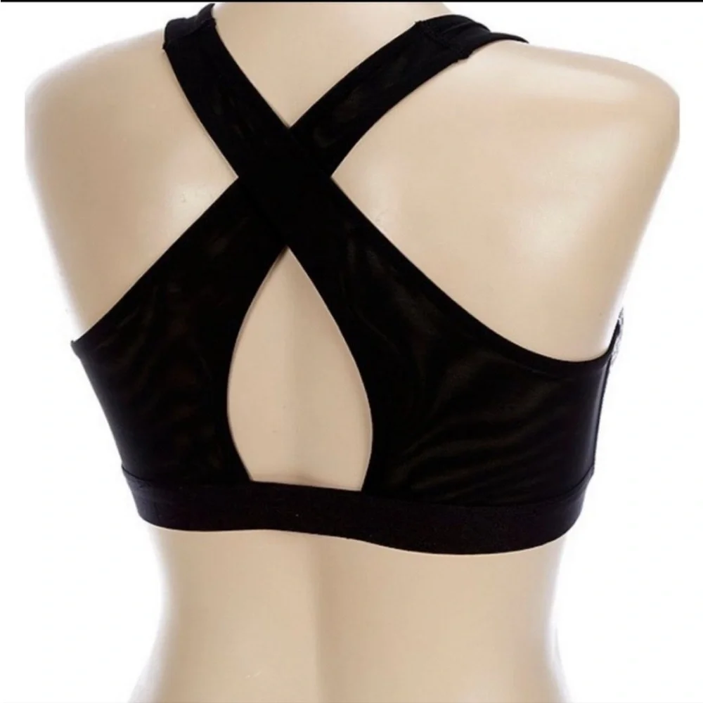 Half Moon Modern Movement Mesh Yoga Sport Bra NEW